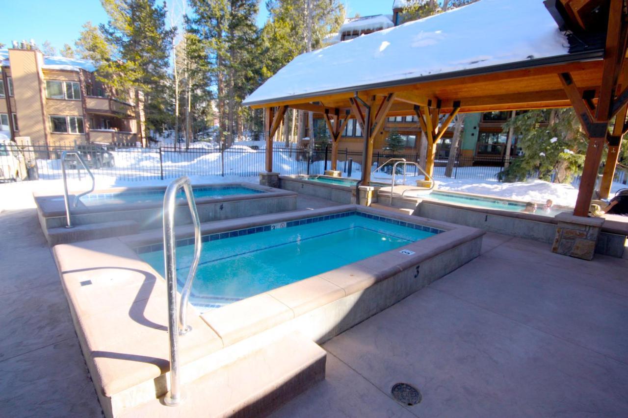 Pinecreek #E - 3 Bedroom - Pool And Hot Tub Access - Close To Town - Shuttle To Slopes Брекенрідж Екстер'єр фото